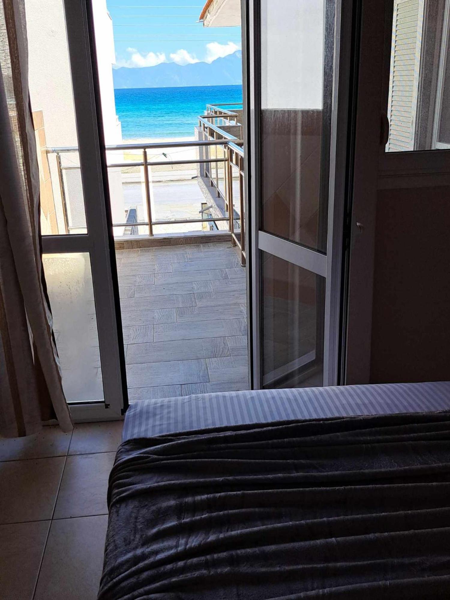 House Giota Apartment Sarti Bagian luar foto